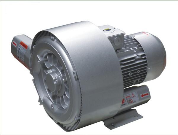 水產(chǎn)轉(zhuǎn)運充氧設(shè)備推薦選用環(huán)形風(fēng)機(jī)或渦輪風(fēng)機(jī)